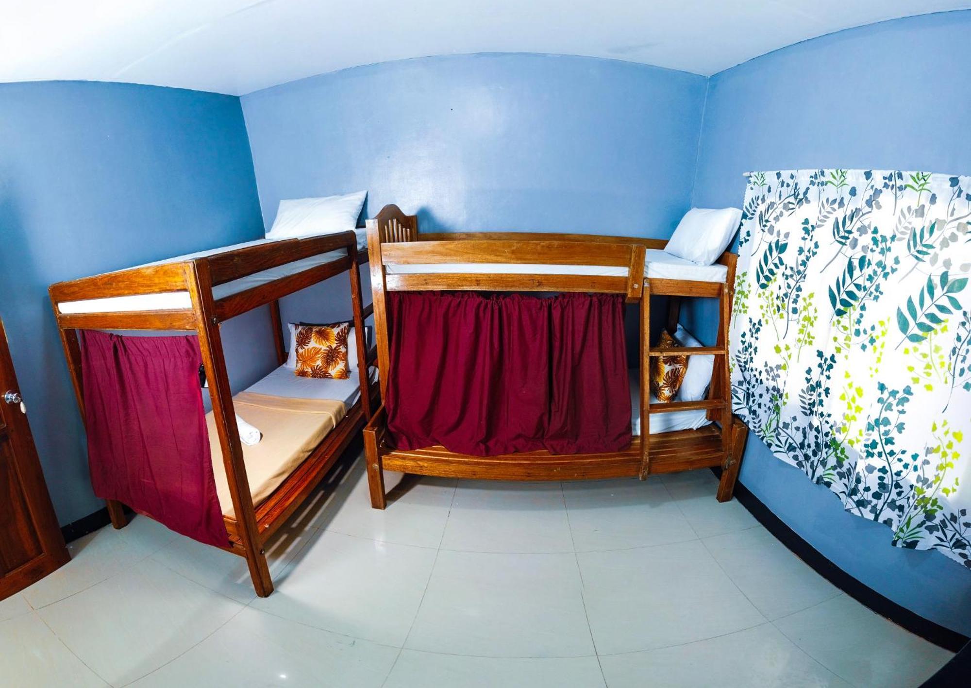 Amparo'S Tourist Inn - Coron Exterior foto